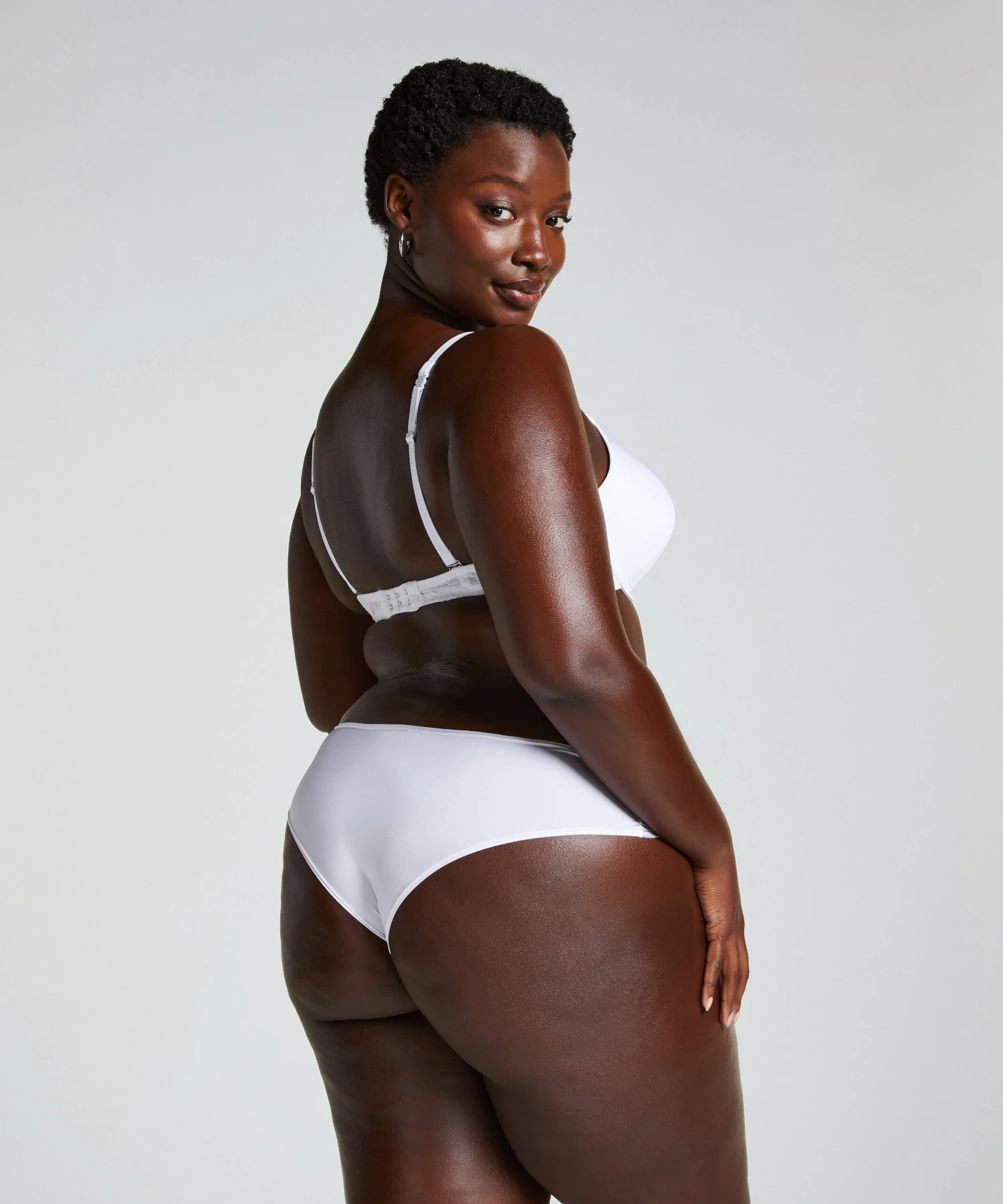 Lot de 2 slips brésiliens Angie- Blanc Hunkemöller Lot De 2 Slips Brésiliens Angie- Blanc -Hunkemoller Boutique 136475 13 scaled