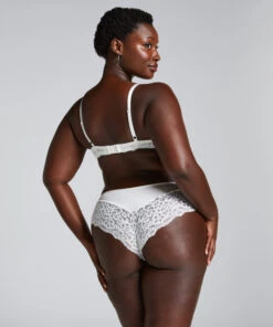 Hunkemöller Slip Brésilien Marine- Blanc 4 Hunkemöller Slip Brésilien Marine- Blanc -Hunkemoller Boutique 202516 13