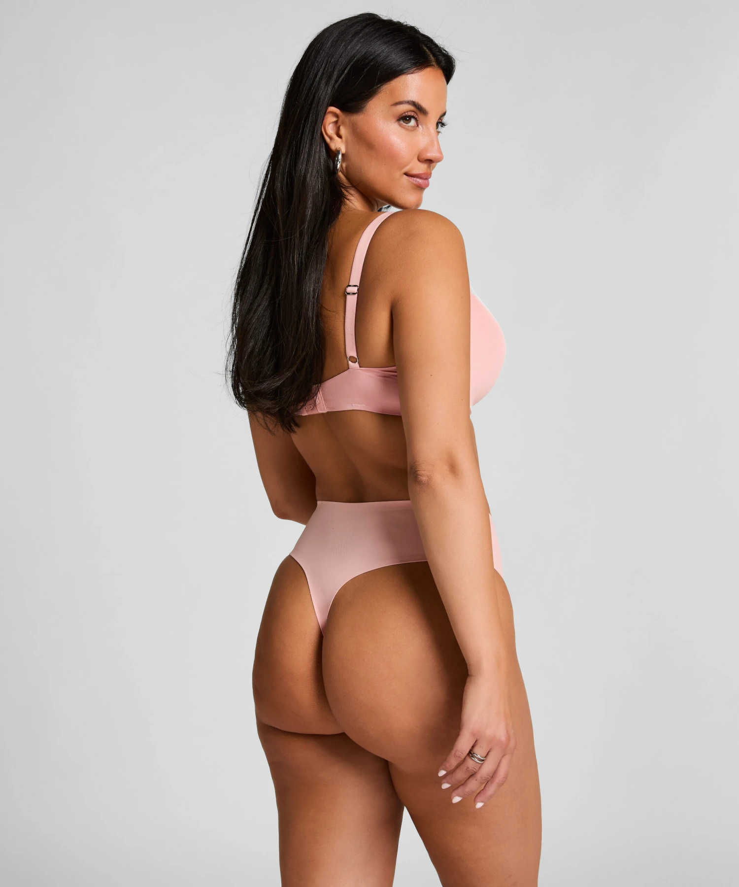 Soutien-gorge à armatures préformé push-up Smooth- Rose Hunkemöller Soutien-gorge à Armatures Préformé Push-up Smooth- Rose -Hunkemoller Boutique 206749 4 scaled