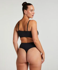 Hunkemöller String Smooth- Noir 4 Hunkemöller String Smooth- Noir -Hunkemoller Boutique 206773 13