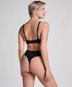 Hunkemöller String Smooth- Noir 2 Hunkemöller String Smooth- Noir -Hunkemoller Boutique 206773 4