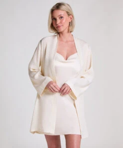 Hunkemöller Kimono Satin- Blanc -Hunkemoller Boutique 301685 3