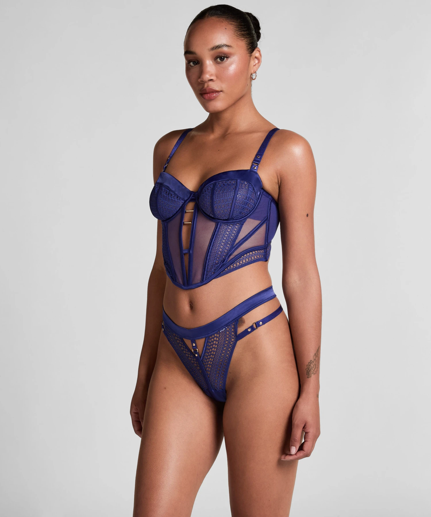 String Missy- Bleu Hunkemöller String Missy- Bleu -Hunkemoller Boutique 301816 1 scaled