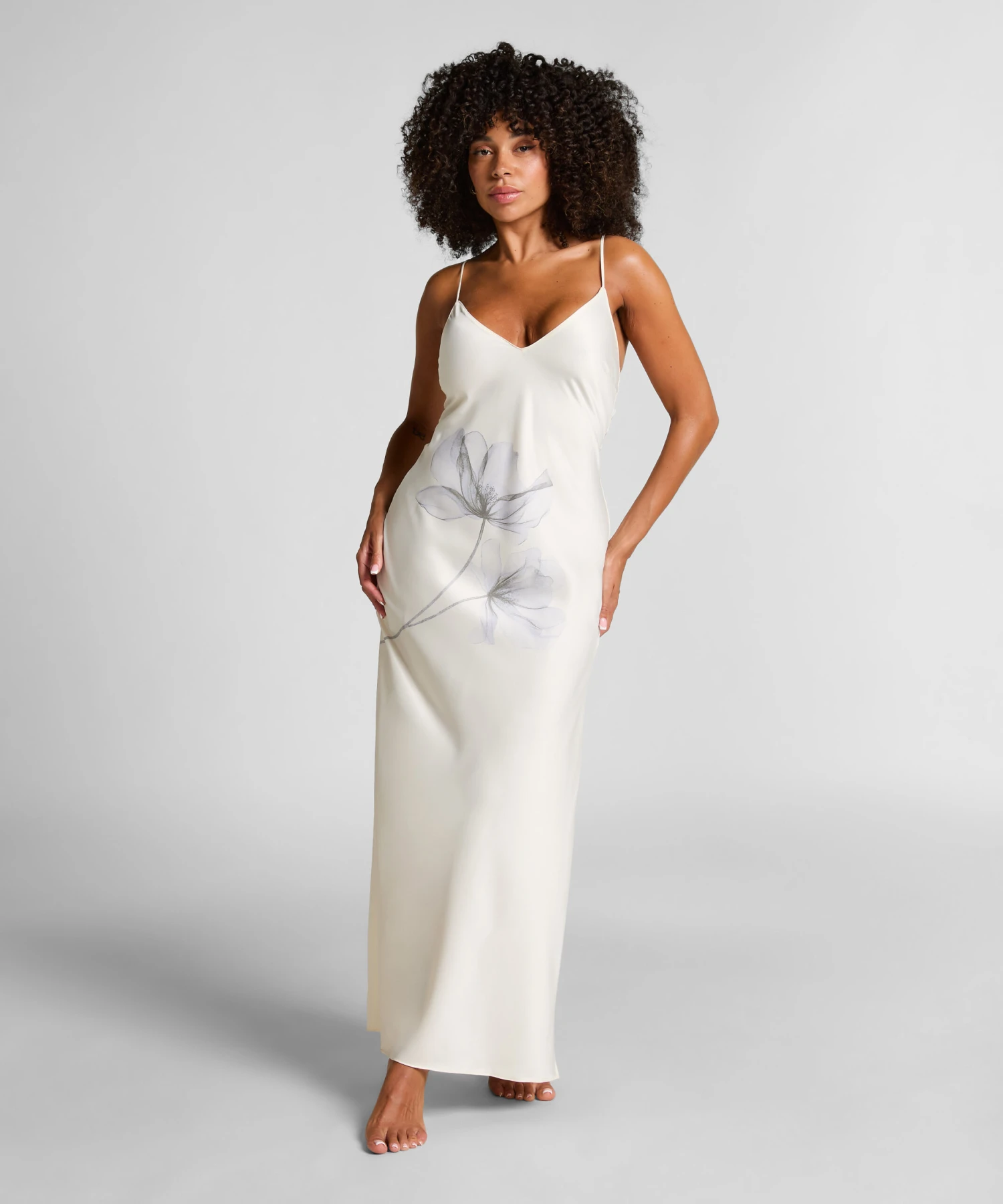 Slip dress longue en satin floral- Blanc Hunkemöller Slip Dress Longue En Satin Floral- Blanc -Hunkemoller Boutique 302808 1 scaled
