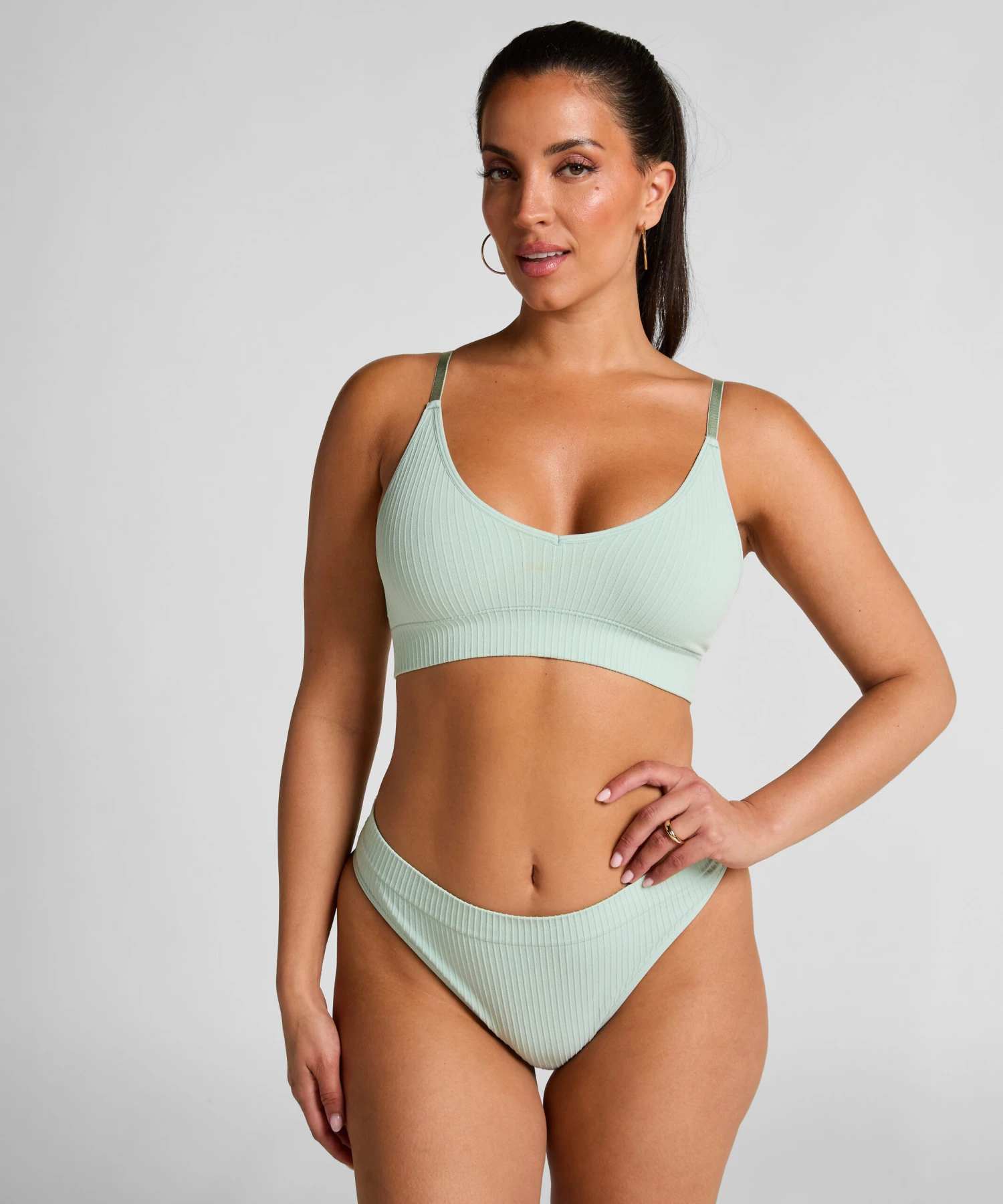 Slip brésilien Dianne- Vert Hunkemöller Slip Brésilien Dianne- Vert -Hunkemoller Boutique 302818 1 scaled