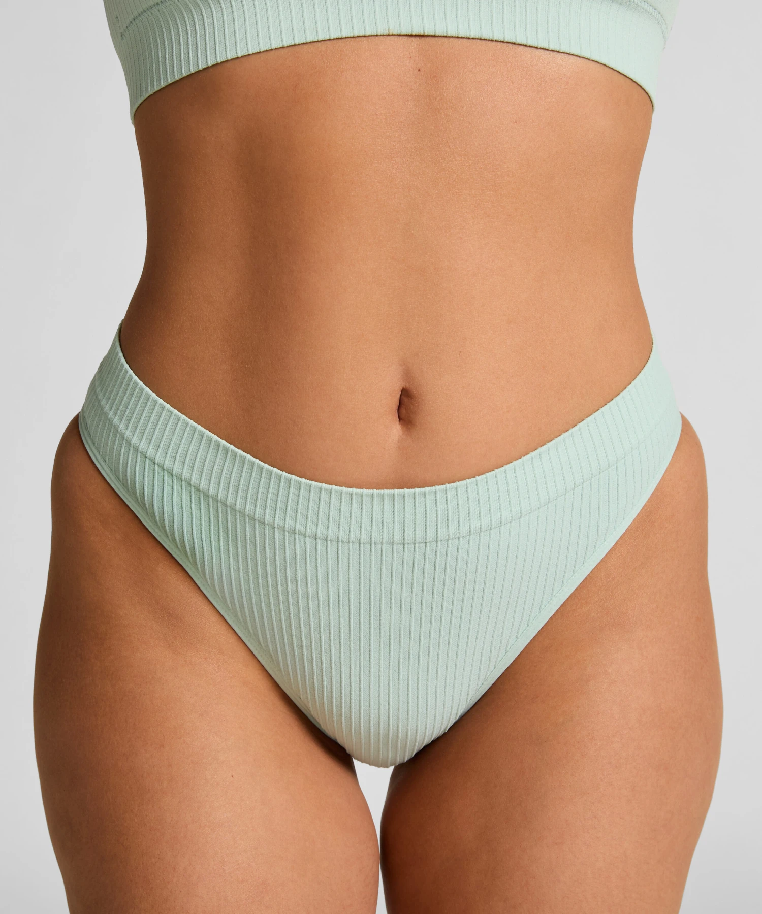 Slip brésilien Dianne- Vert Hunkemöller Slip Brésilien Dianne- Vert -Hunkemoller Boutique 302818 2 scaled