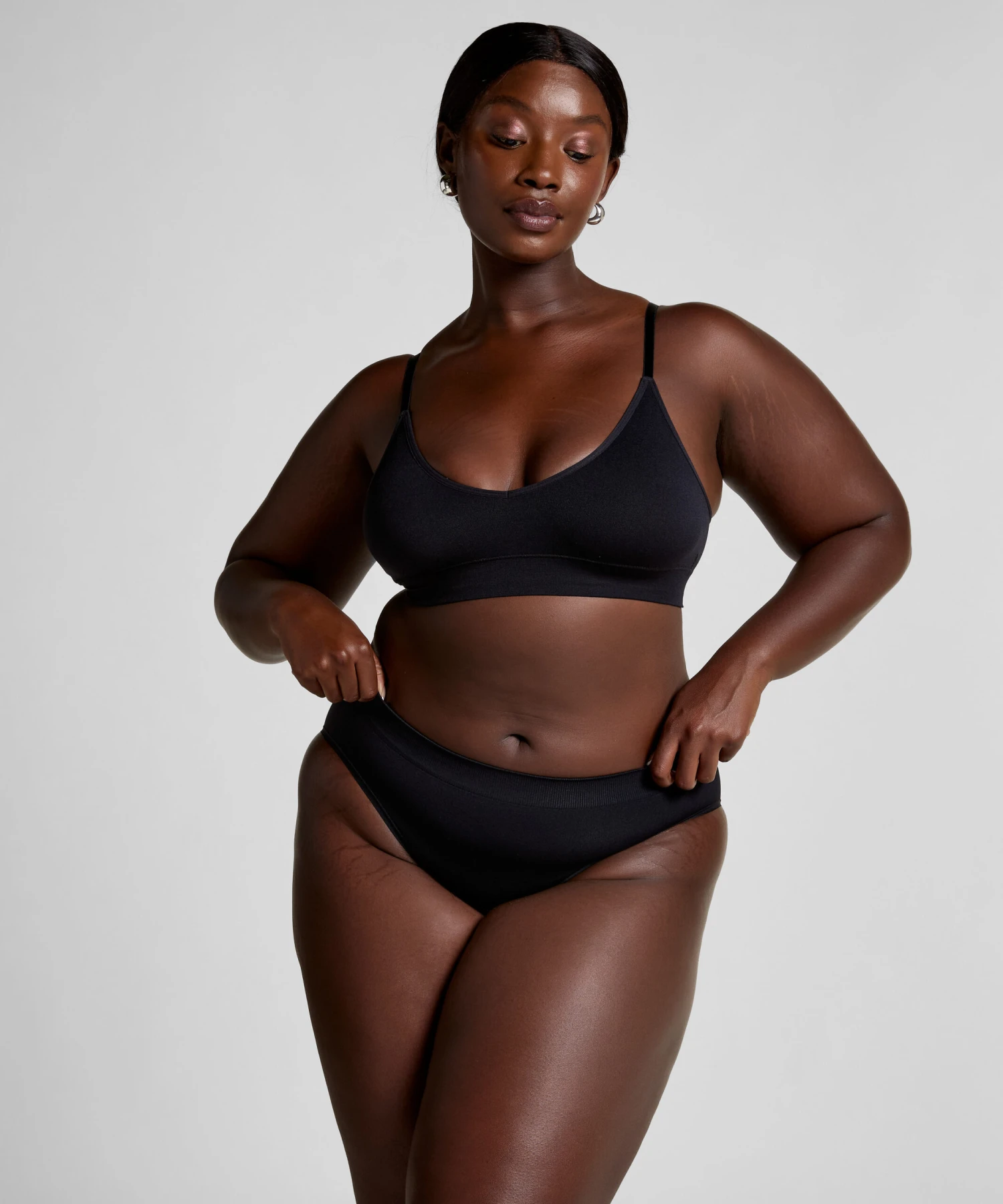 Culotte haute Dide- Noir Hunkemöller Culotte Haute Dide- Noir -Hunkemoller Boutique 303491 12 scaled